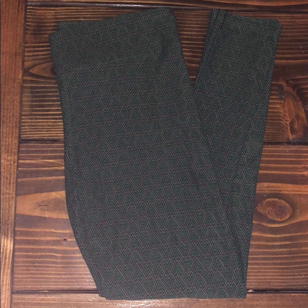 LulaRoe Tall & Curvy Leggings